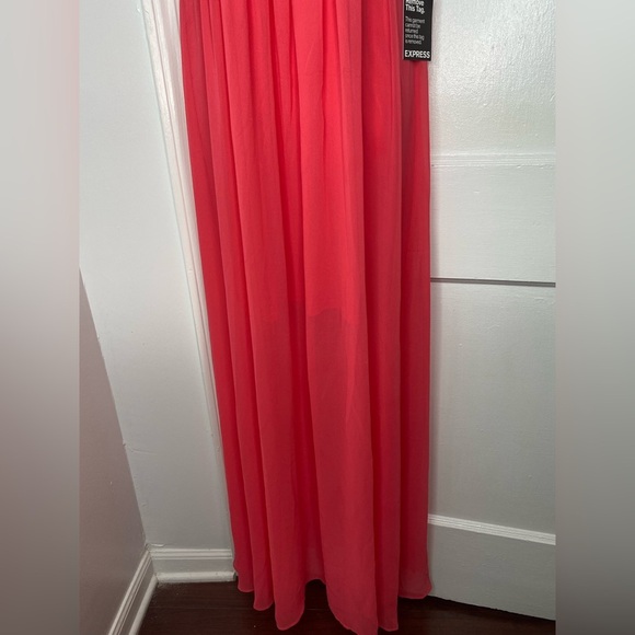 Express NWT Vibrant Coral Pink/red Dress - Picture 3 of 8